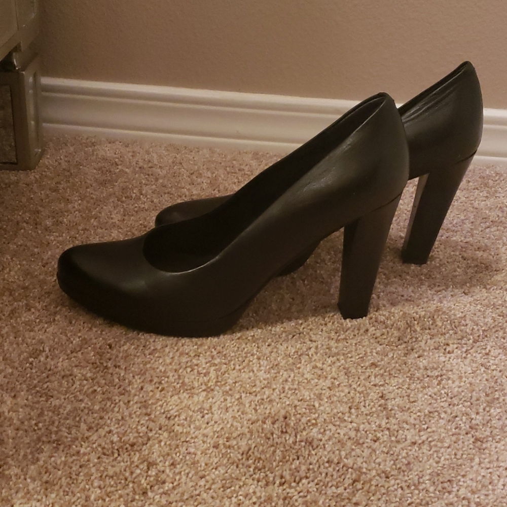Nine West Pumps